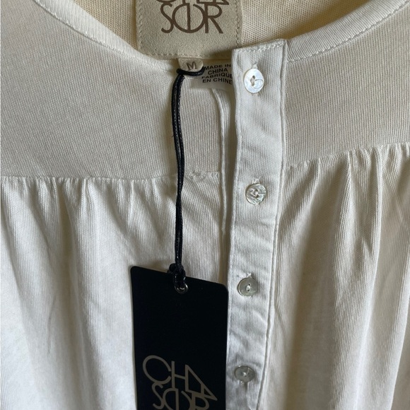 NWT Chaser Ivory Long Sleeve 1/2 Button Down Blouse Size M - Picture 4 of 8